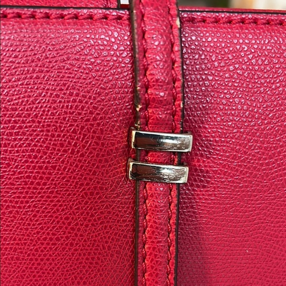 Guess Red Tote Bag with Silver Emblem - Picture 3 of 15